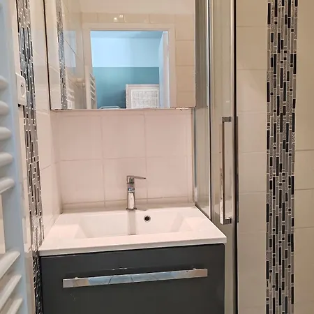 Beautiful - Private Terrace - Wi-fi - Air Conditioning * تولون